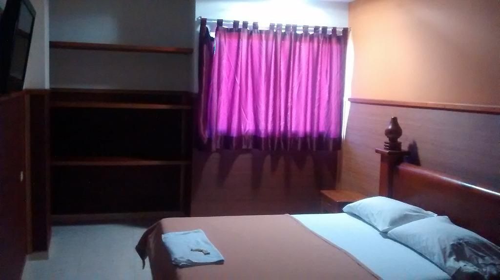 Darling Hotel *